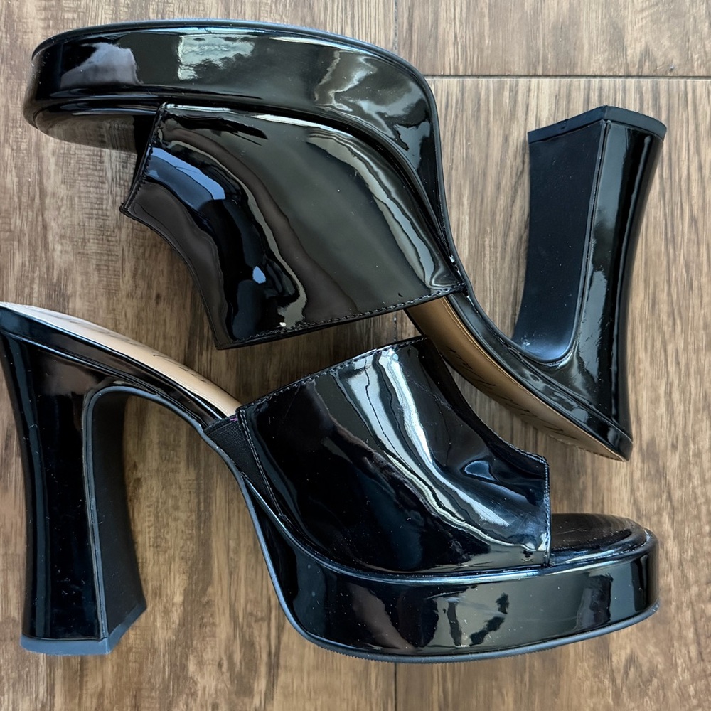Wild Pair Black Patent Leather Mules